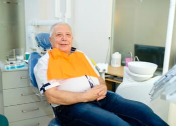 risks pros and cons of tooth implants sydney