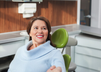 cost dental implant malaysia sydney