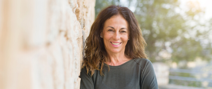 Dental Implant vs Crown – Which Is More Suitable For You?