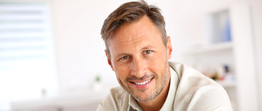 Tooth Implant Pros and Cons – Are They Right For You?