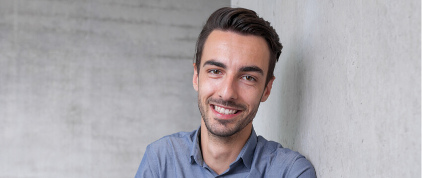 How to Fix a Cracked Tooth? Ways & Methods Dentist Can Help