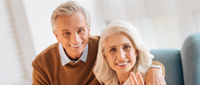 The Truth About Dental Implants – Debunking the Myths