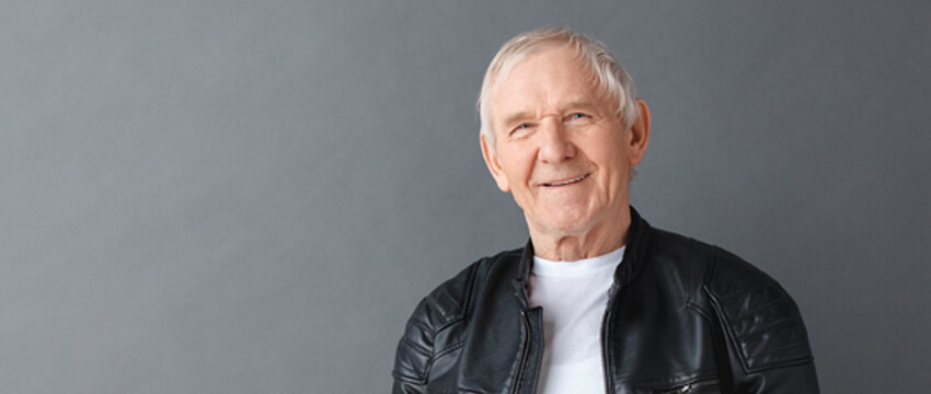 Throbbing Pain After Dental Implant — What You Can Do About It?
