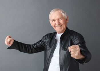 tooth implant pain causes sydney