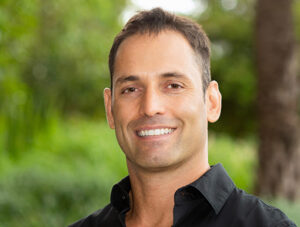 Dr. Thiago De Araujo