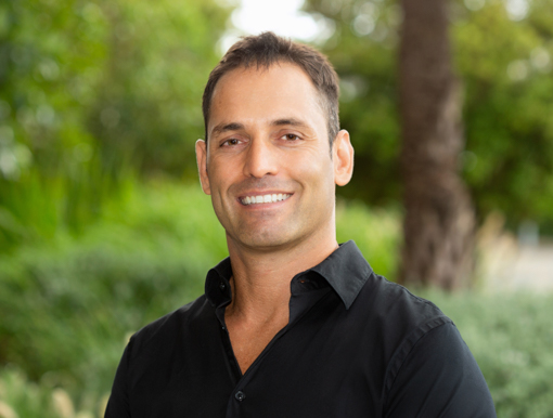 Dr. Thiago De Araujo