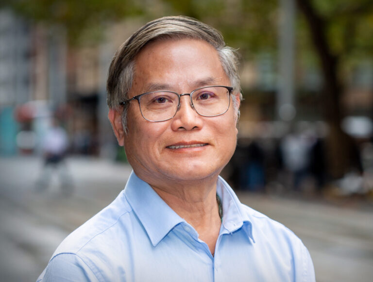 Dr. Kam Sinn
